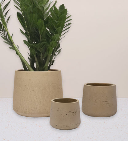 Clay Concrete Patt Pot